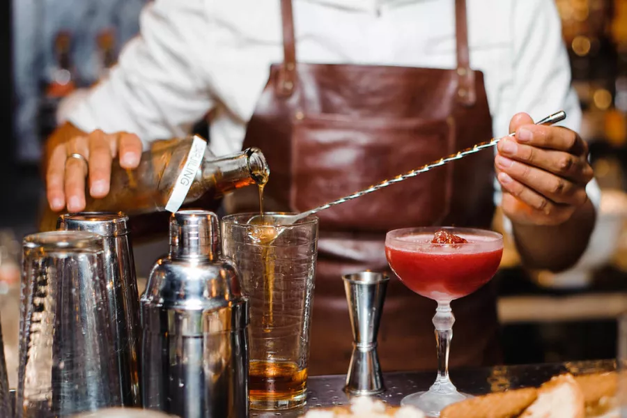 afbeelding bartender